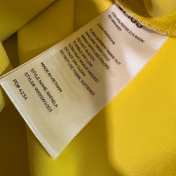 Figs Women's Tops - 5 total - Picture 5 of 7